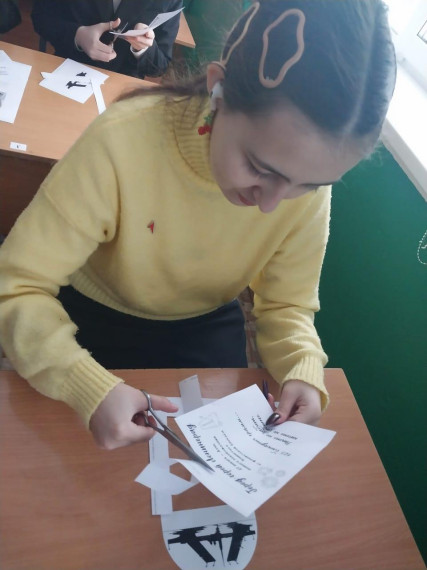 Поделки из бумаги "Искра Ленинграда".